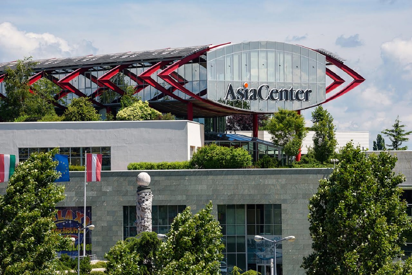 Tixa // Asia Center